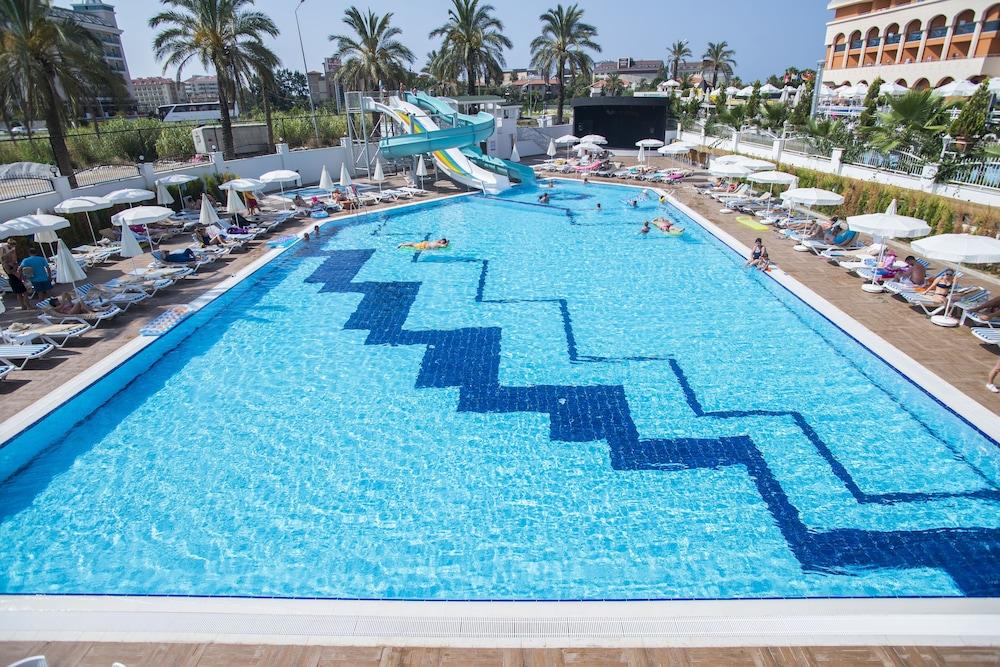 Palm World Side Resort & Spa Bagian luar foto