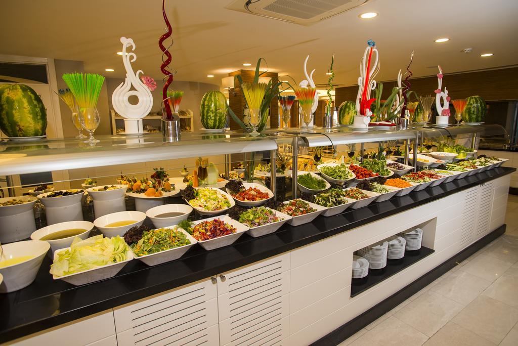 Palm World Side Resort & Spa Bagian luar foto