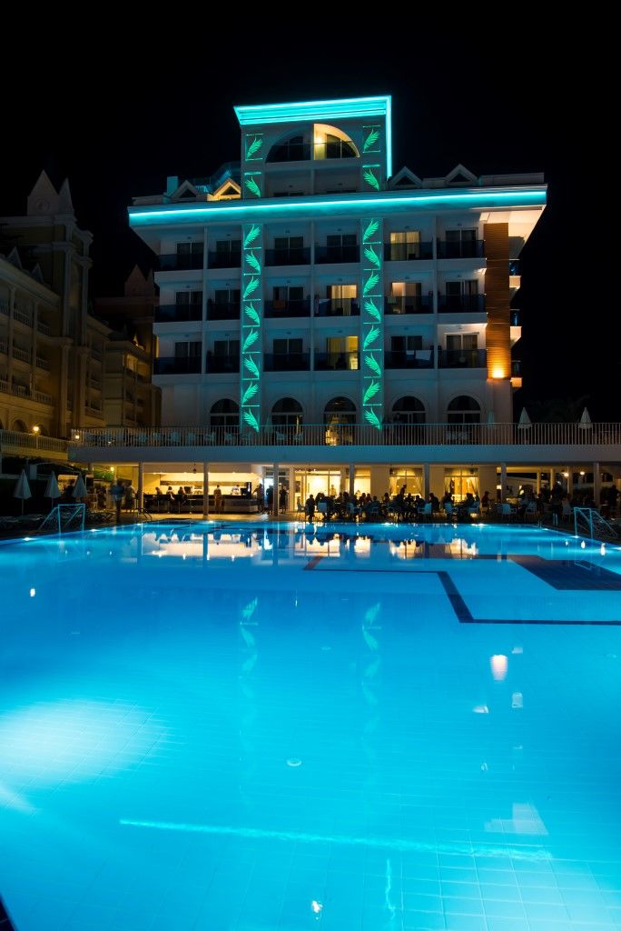 Palm World Side Resort & Spa Bagian luar foto